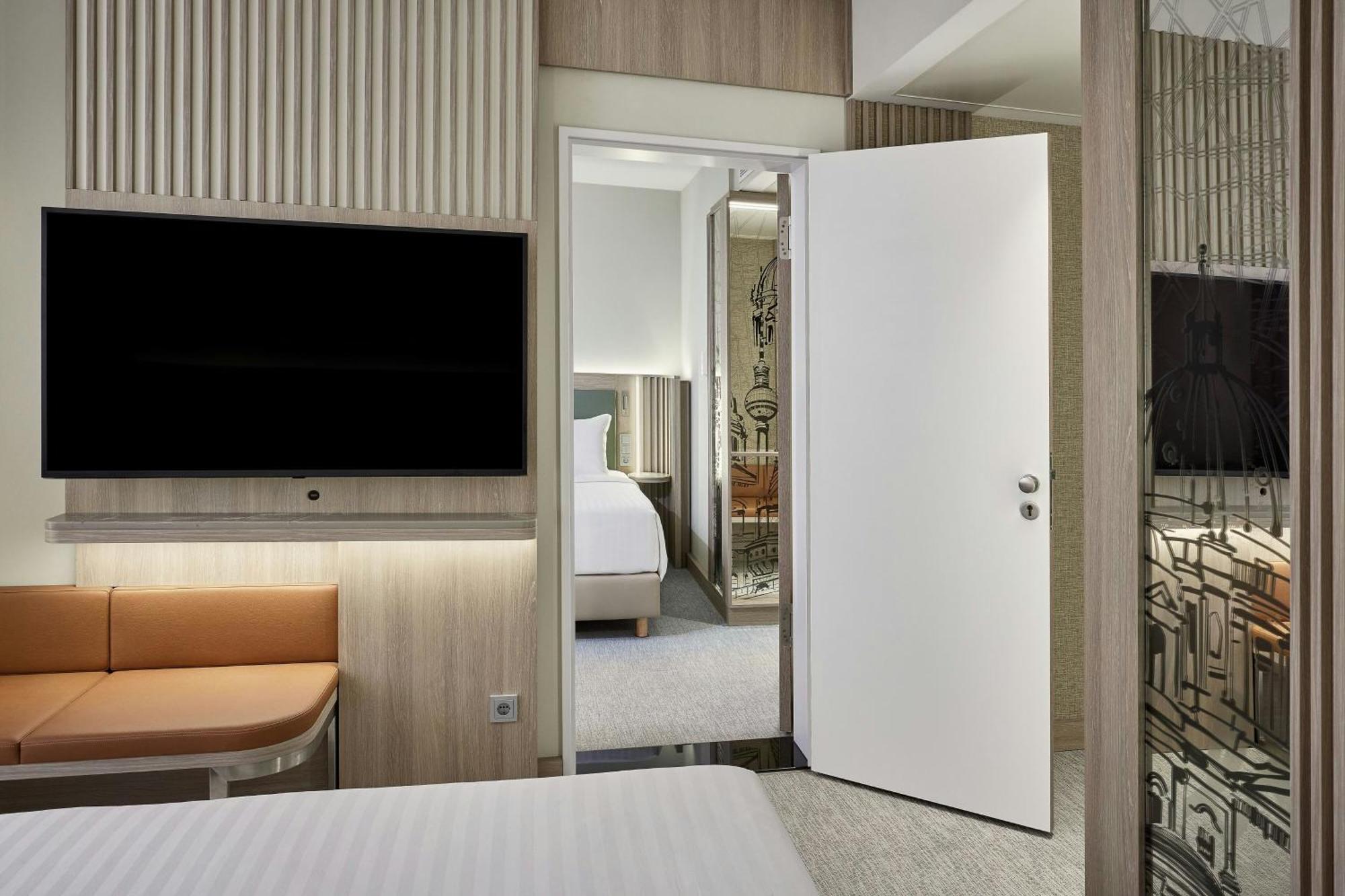 Courtyard By Marriott Berlin City Center Exteriér fotografie